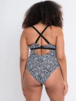 Curvy Kate Sundown Reversible One Piece Swimsuit 12 Curvy Kate Sundown Reversible One Piece Swimsuit -Elomi Underwear Shop CS025607SundownReversiblePlungeOnePieceBlackBackEdit3