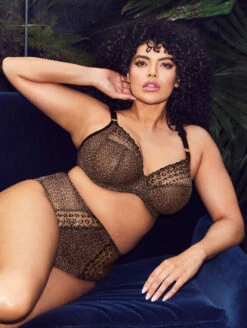 Elomi Matilda Full Brief -Elomi Underwear Shop EL8900MatildaPlungeBraLeopardLifestyleEditCloseUp2