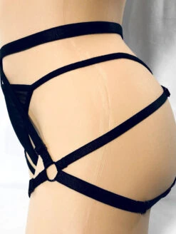 Onyx Bodywear Cheeky Bottom Harness -Elomi Underwear Shop OnyxBodywearCheekyBottomHarnessSide