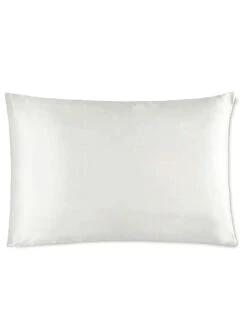 Sylke The Label Mulberry Silk 2 Piece Set 10 Sylke The Label Mulberry Silk 2 Piece Set -Elomi Underwear Shop SylketheLabel2PieceSetWhiteSLKPKSTPillowcaseCutOut