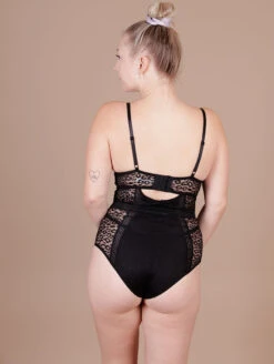 Saki Silver Teddy -Elomi Underwear Shop WS1601MoldedTeddyBlackLeopardBackEdit