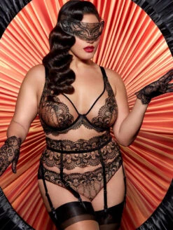 Dita Von Teese Nom De Plume Plunge Bra