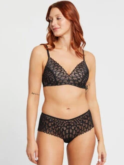 Montelle Lacy Essentials Wire Free Bra -Elomi Underwear Shop MontelleLacyEssentialsWireFreeBraBlack9303Set