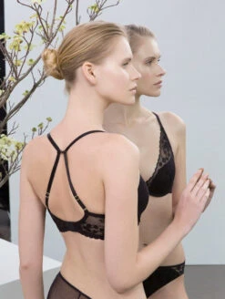 Natori Cherry Blossom Plunge Bra -Elomi Underwear Shop NatoriCherryBlossomConvertibleBra721191BlackFashion