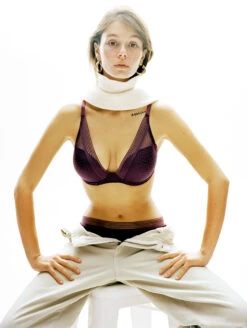 Passionata Manhattan Plunge Bra 7 Passionata Manhattan Plunge Bra -Elomi Underwear Shop PassionataManhattanPlungeBraBerry48D9Fashion