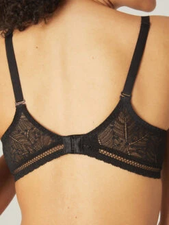 Simone Perele Comete Full Cup Bra 9 Simone Perele Comete Full Cup Bra -Elomi Underwear Shop SimonePereleCometeBlack12S324Back